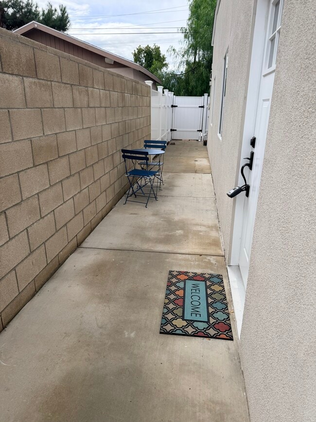 Building Photo - 4232 Jefferson St