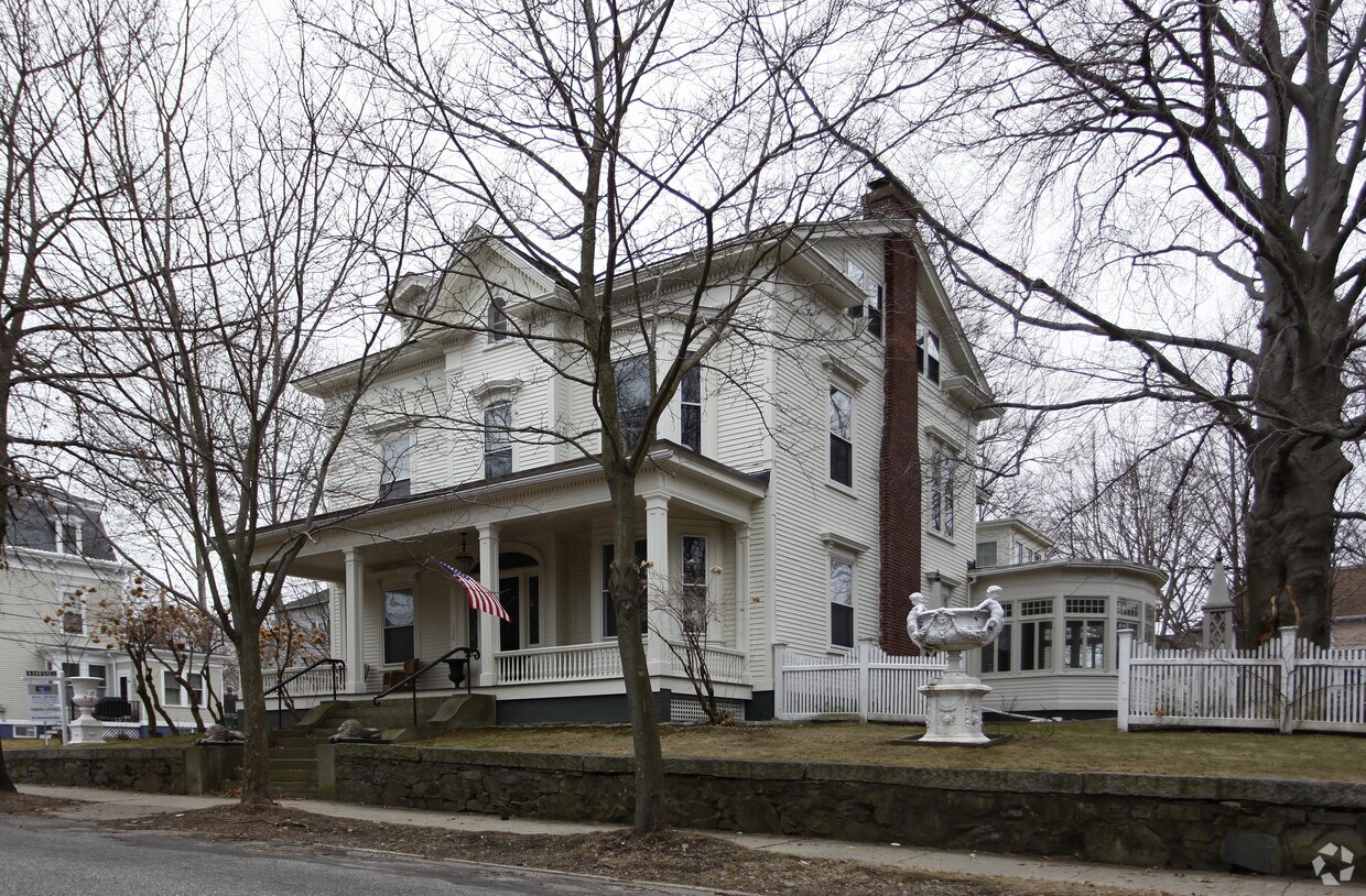 Foto del edificio - 186 Miller Ave