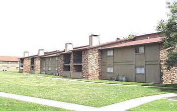 Aspen Woods Apartments Arlington Tx Aspen Woods Apartments Arlington Tx