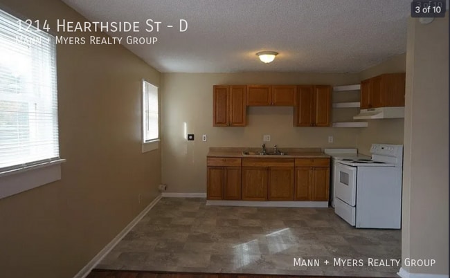 Building Photo - 1214 Hearthside St