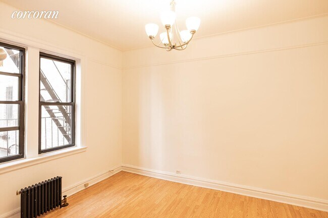 Building Photo - 166 E 92nd St