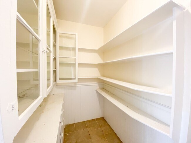 Foto del edificio - 144 Coolidge St