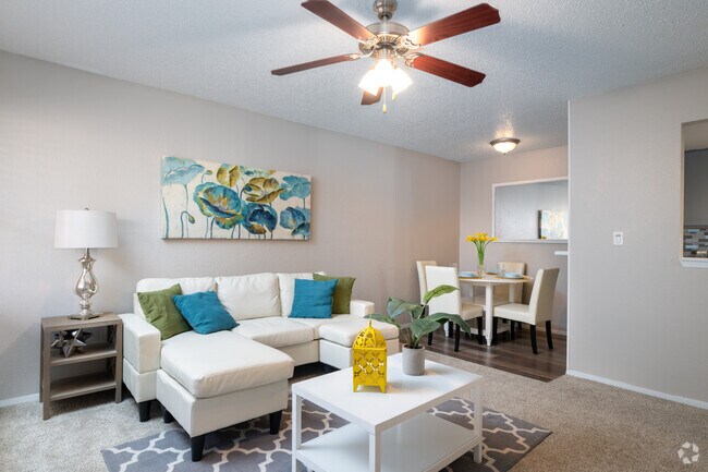 Interior Photo - San Marin