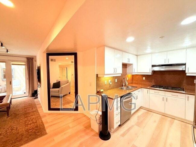 Foto del edificio - 1018 4th St