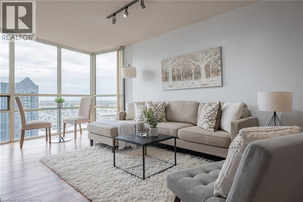 Photo principale - 50 Eglinton Ave W