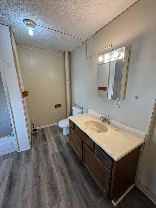 Foto del edificio - 1225 S 22nd St