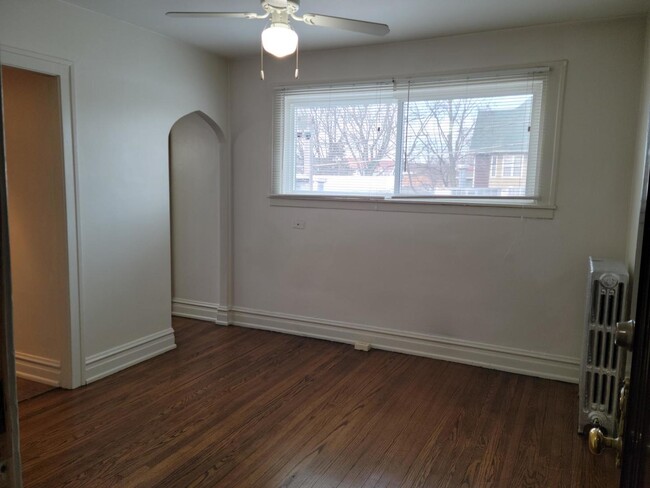 Foto del edificio - 3208 Grove Ave