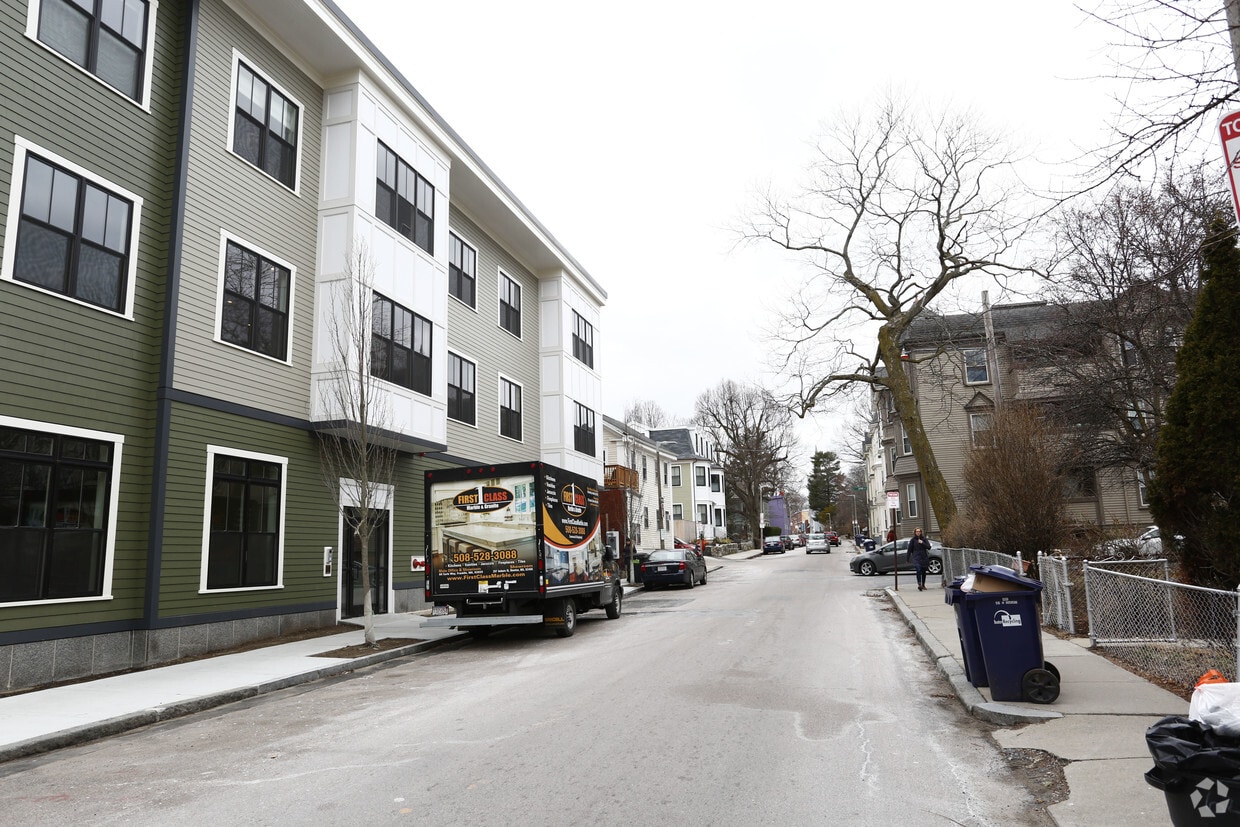 65 Green St, Jamaica Plain, MA 02130 Apartments in Jamaica Plain, MA