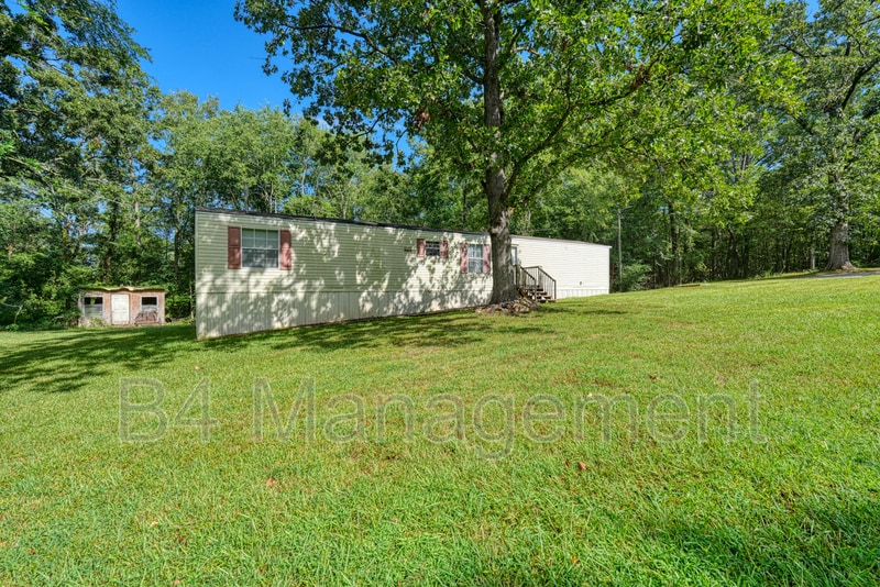 Primary Photo - 242 State Rd S-44-68