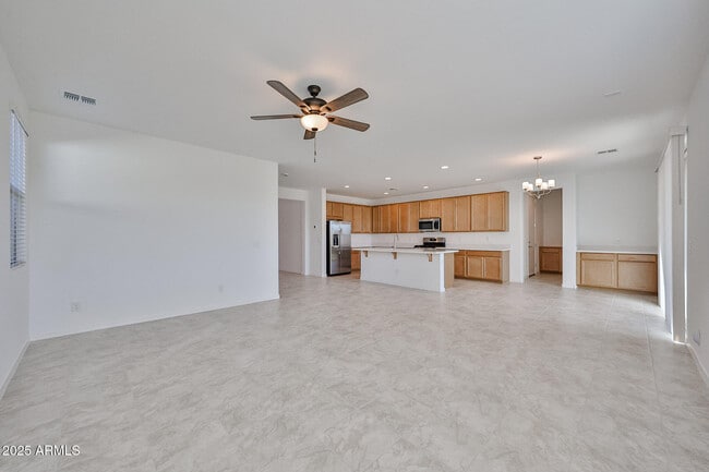 Foto del edificio - 25544 N 148th Dr