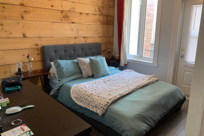 Building Photo - 4286 Rue Parthenais