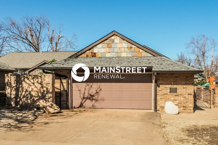 Foto principal - 3 Bedroom Pet-Friendly Home in OKLAHOMA CI...
