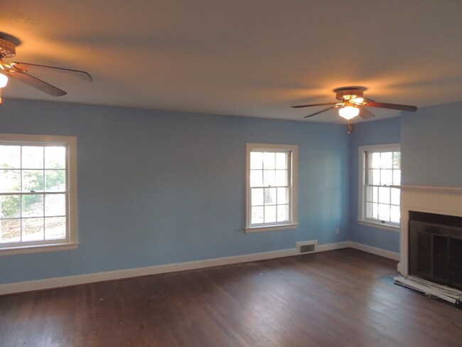 Building Photo - 4508 Taylorsville Rd