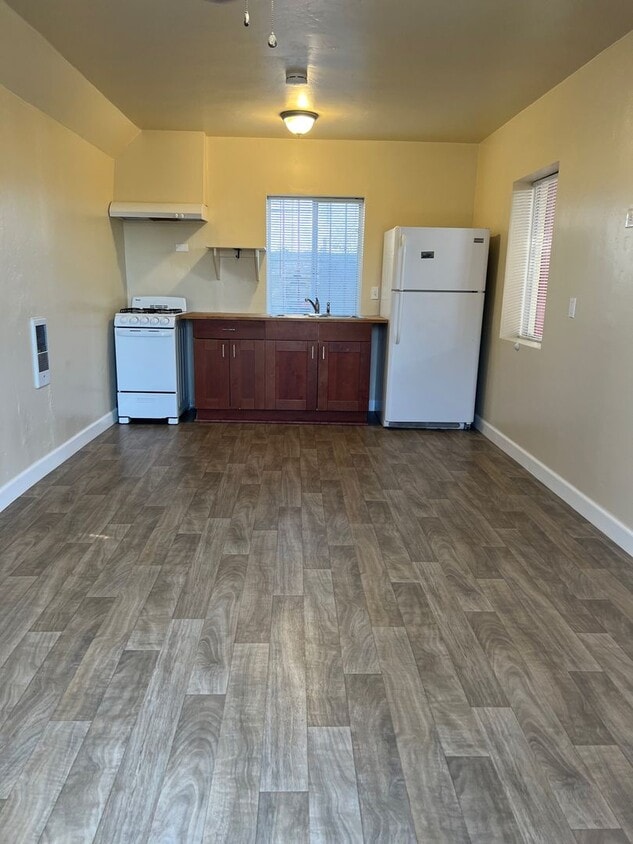 Primary Photo - Hanover duplex
