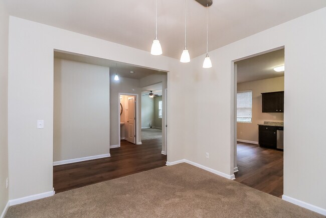 Foto del edificio - Wonderful home! Apply Today!