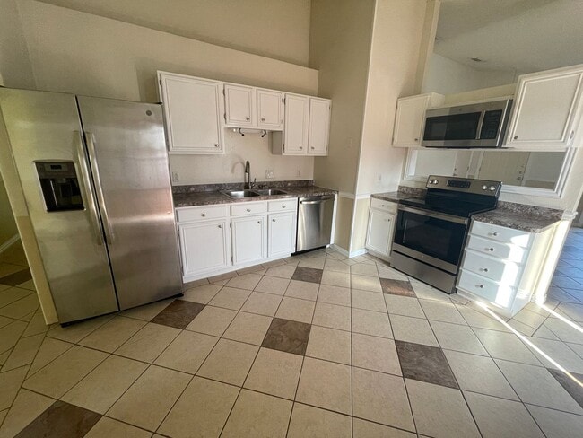 Building Photo - 2301 Dickens Dr