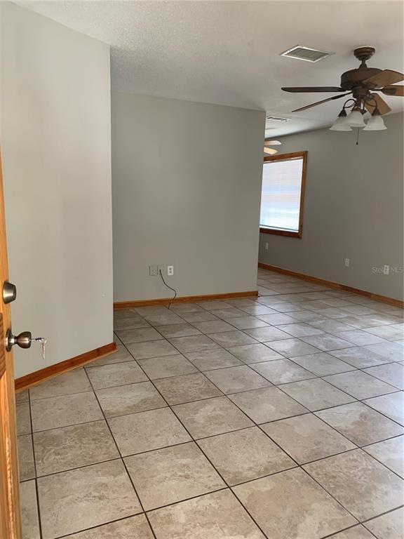 Foto del edificio - 4911 23rd St W