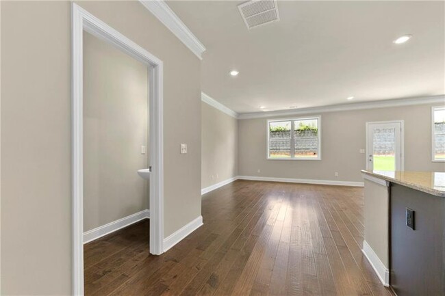 Building Photo - 1795 Hamilton Creek Pkwy