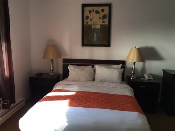Foto principal - 440 W 41st St