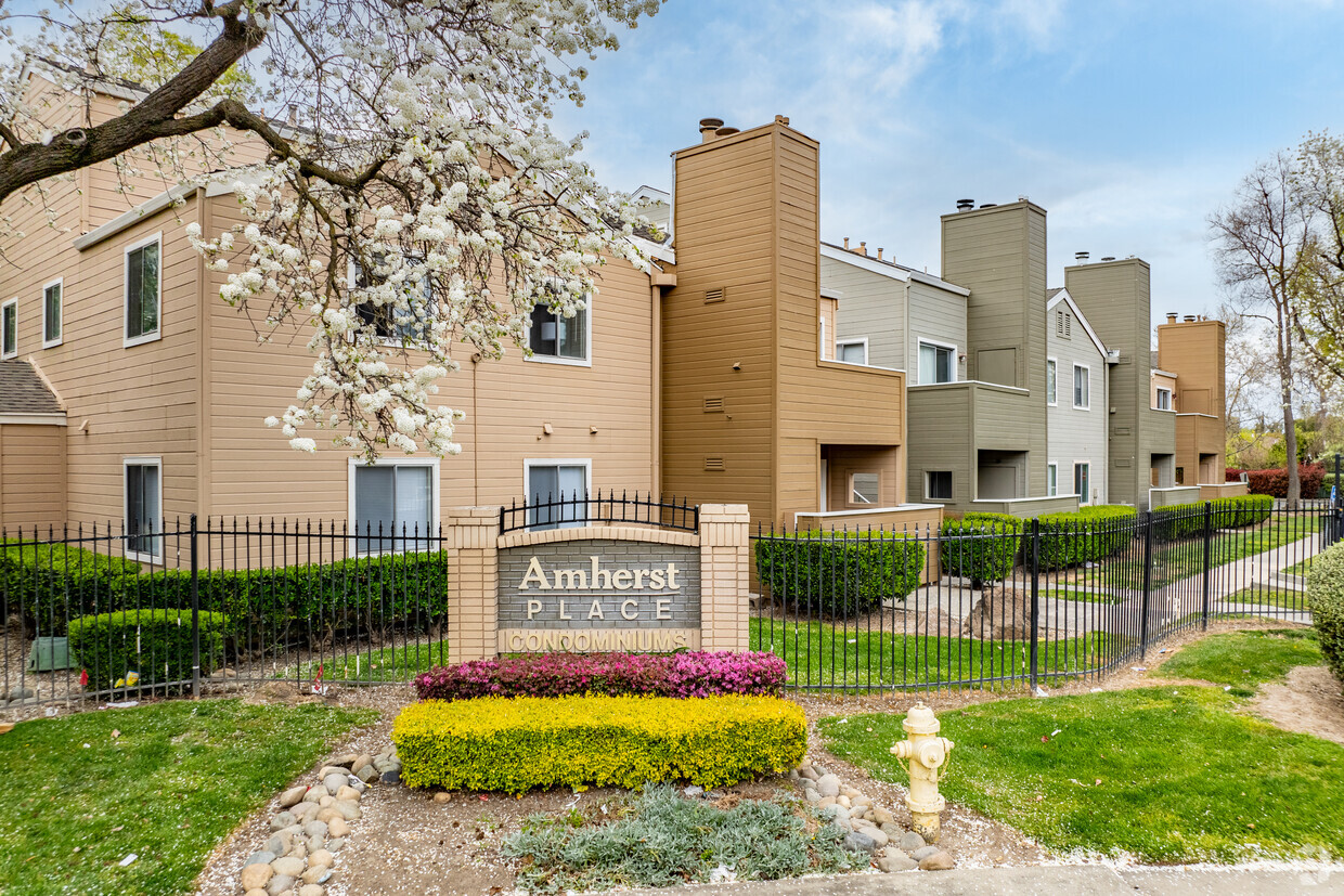 Foto principal - Amherst Place Condominiums