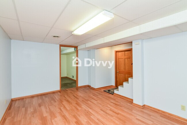 Building Photo - 4918 North Morgan Avenue
