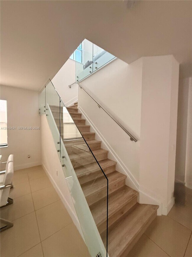 Foto del edificio - 8640 NW 101st Pl