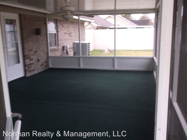 Building Photo - 3 br, 2 bath House - 748 Madison Drive