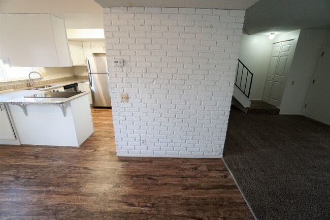Foto del edificio - 8342 W Virginia Ave