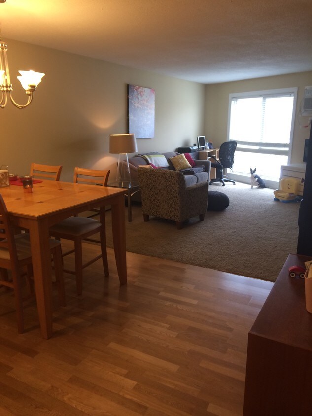 Foto principal - 3540 Hennepin Ave S