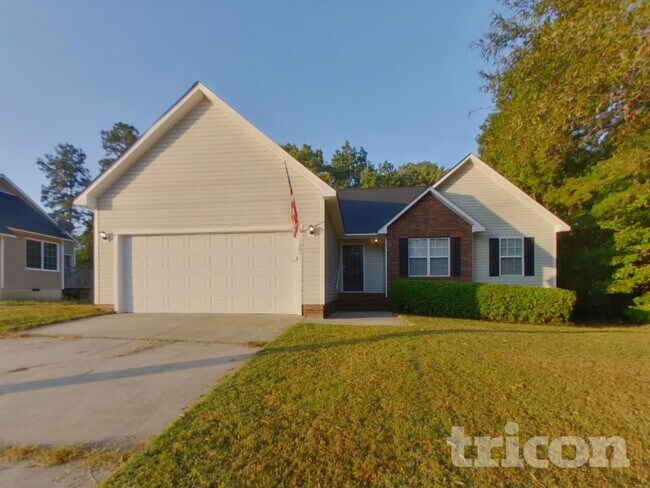 Foto del edificio - 1585 Kingston Dr