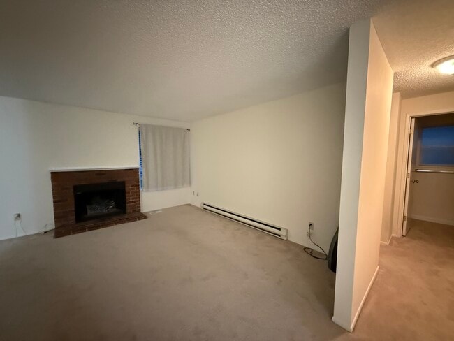 Building Photo - 19670 NW Pondosa Ct