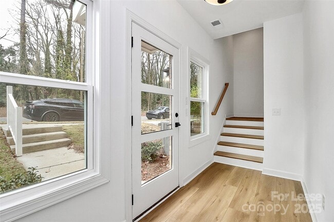 Foto del edificio - 3940 Hager Dr