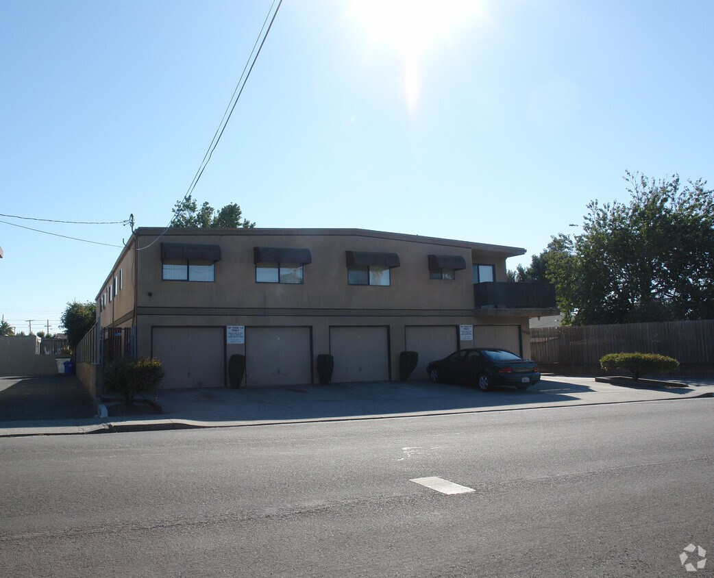 Foto del edificio - 5430 Shasta Ave