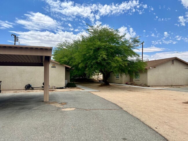 Building Photo - 6484 Desert Knoll Avenue