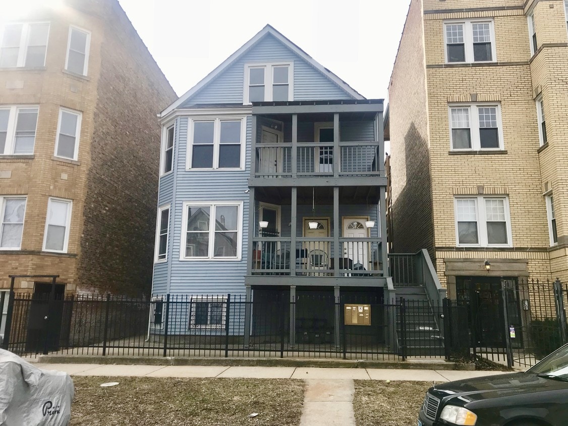 Primary Photo - 3571 W Lyndale St