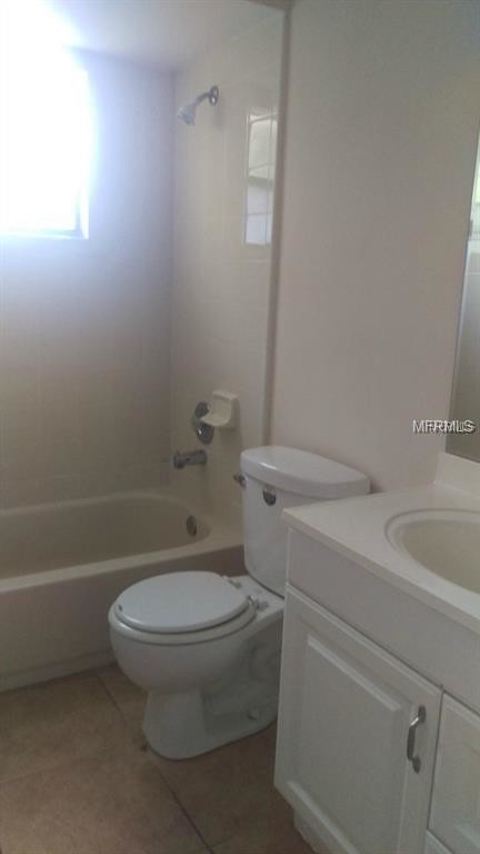 Building Photo - 2361 Greenbrier St
