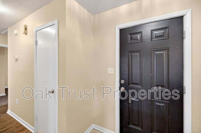 Building Photo - 103 Cambell Ct