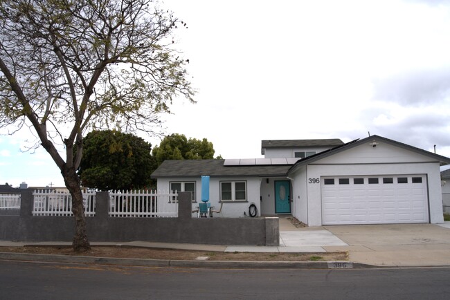 Building Photo - 396 Ridgecrest Dr