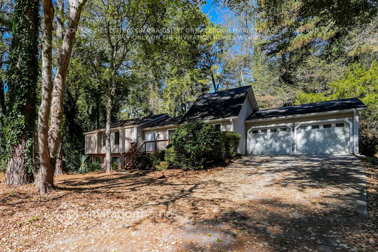 Primary Photo - 6514 Woodthrush Way