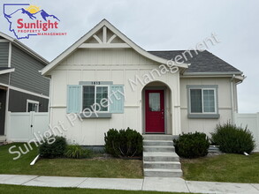 Building Photo - 1813 Walter Creek Blvd