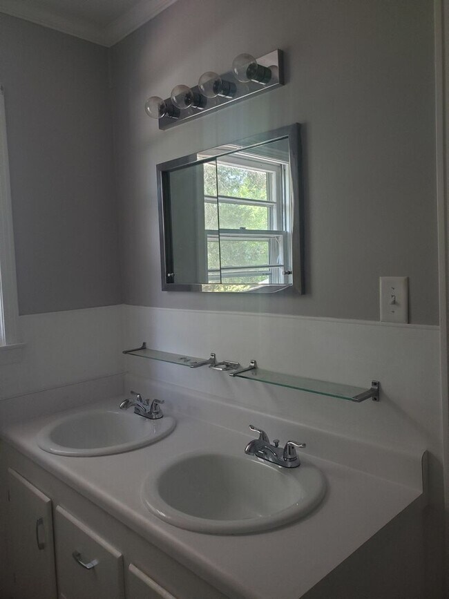 Foto del edificio - 1934 Green Street Duplex