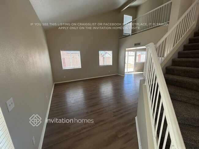 Building Photo - 11322 W Alice Ave