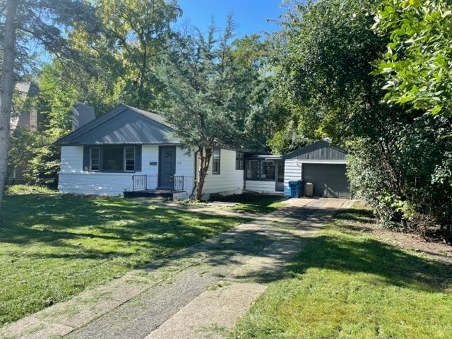 Primary Photo - 428 Phillippa St