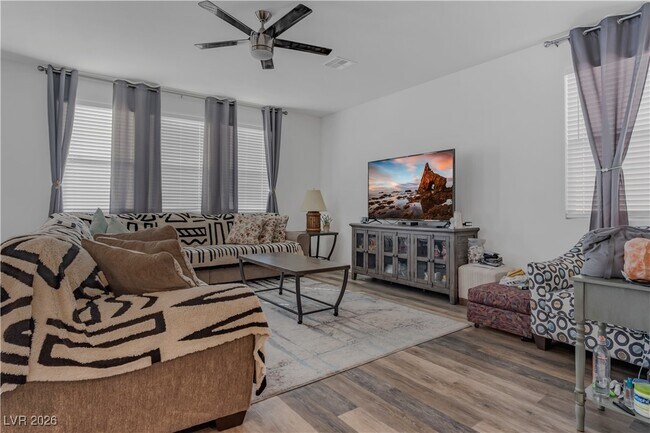 Building Photo - 10289 Massachusetts Ln