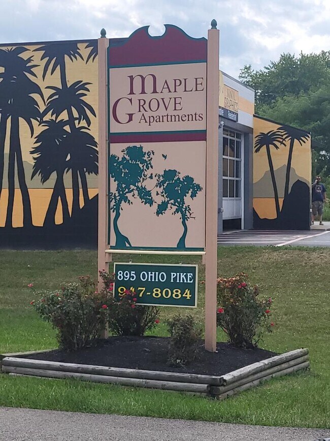 Foto del edificio - 895 Ohio Pike