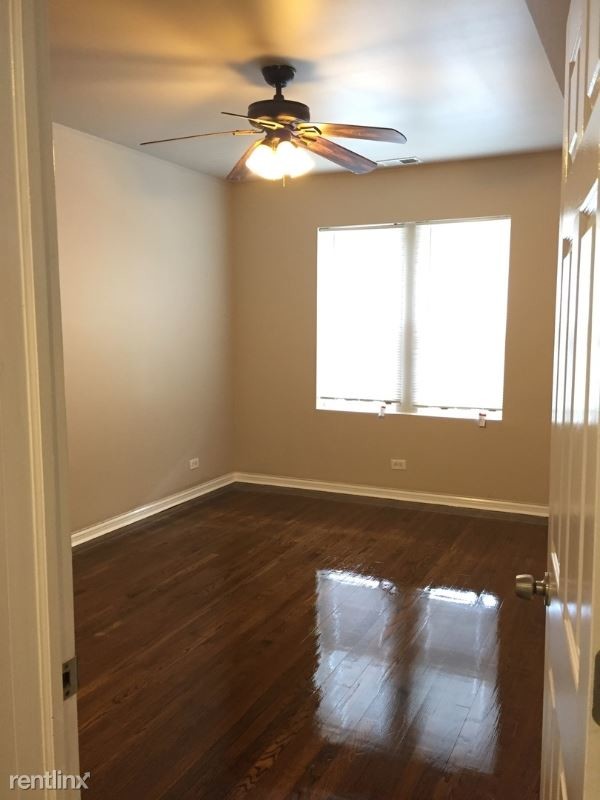 Building Photo - 2 br, 1 bath Apartment - 2449 E. 77th St