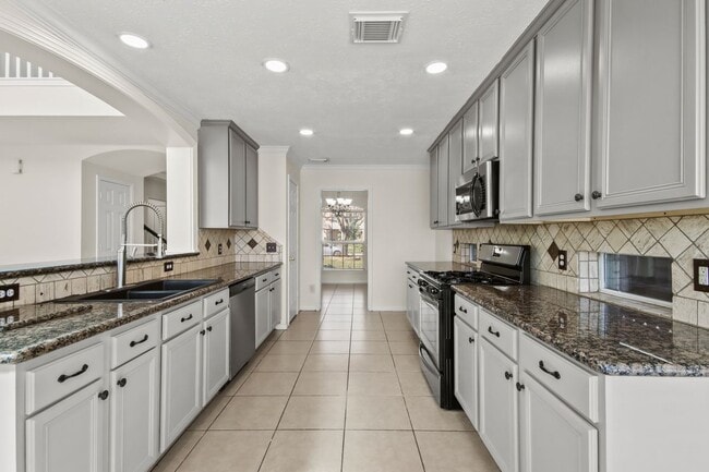 Building Photo - 13307 Addenmoor Ct