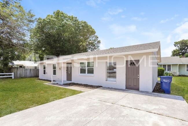 Photo - 104 51st St W (Bradenton, FL) House