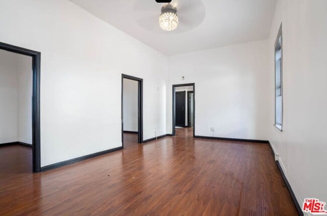 Foto del edificio - 955 S Ardmore Ave