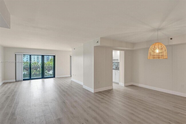 Foto del edificio - 1201 S Ocean Dr